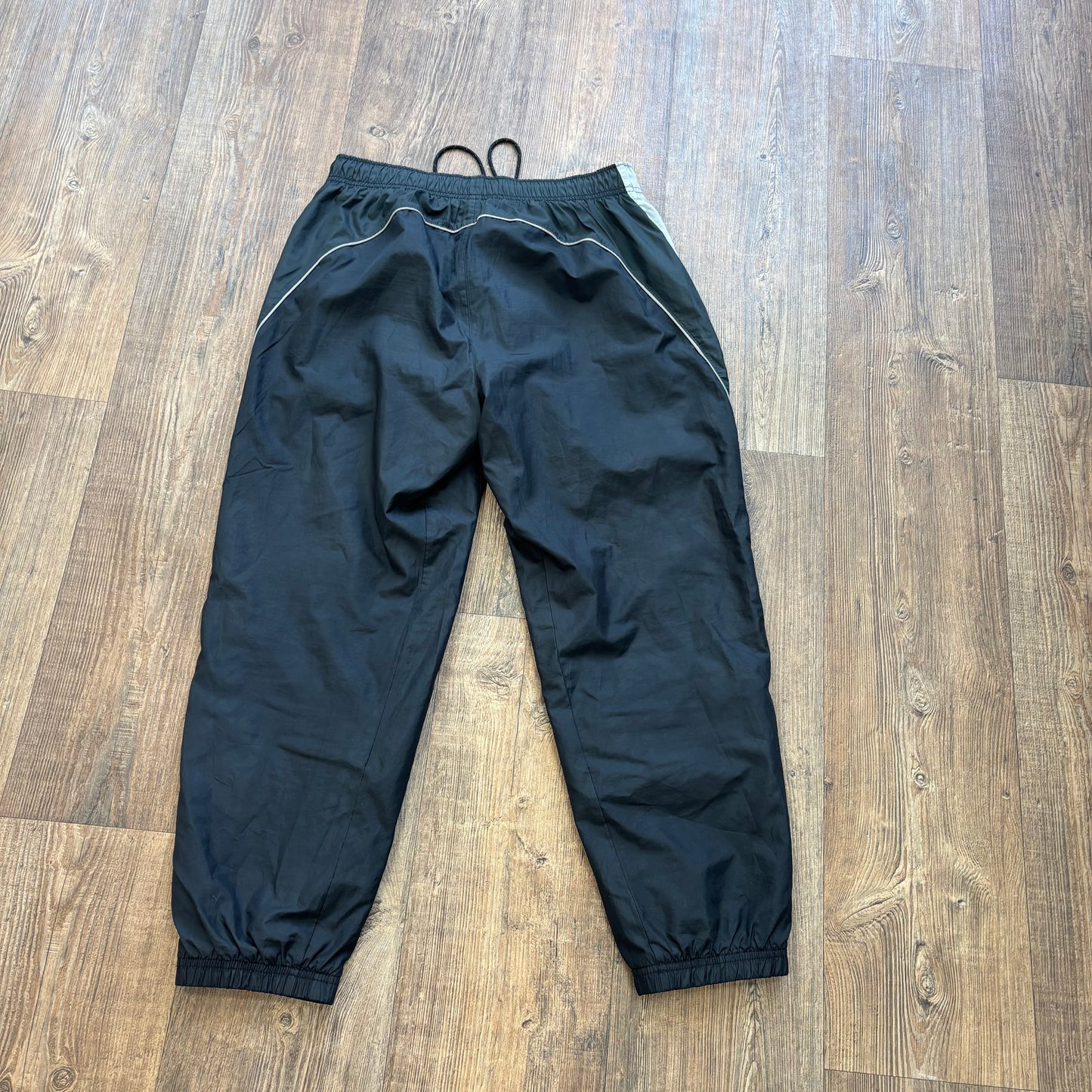 Vintage Nike Tn track pants (M)