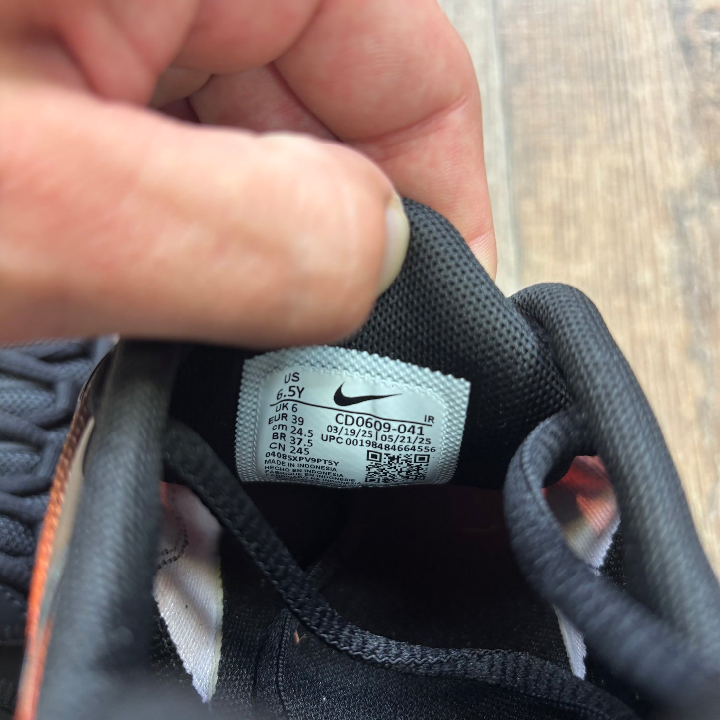 Nike air max plus Tn ( Black total orange ) (UK 6)