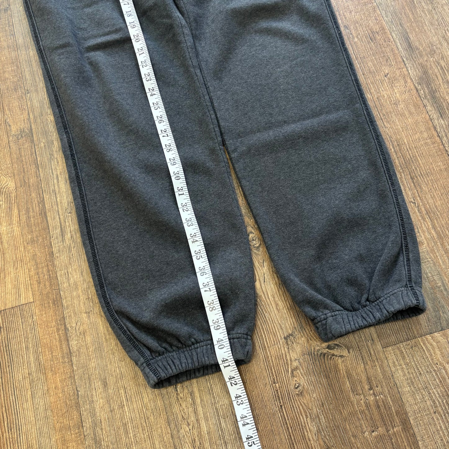 Vintage Nike club grey tag joggers early 00s size (S)