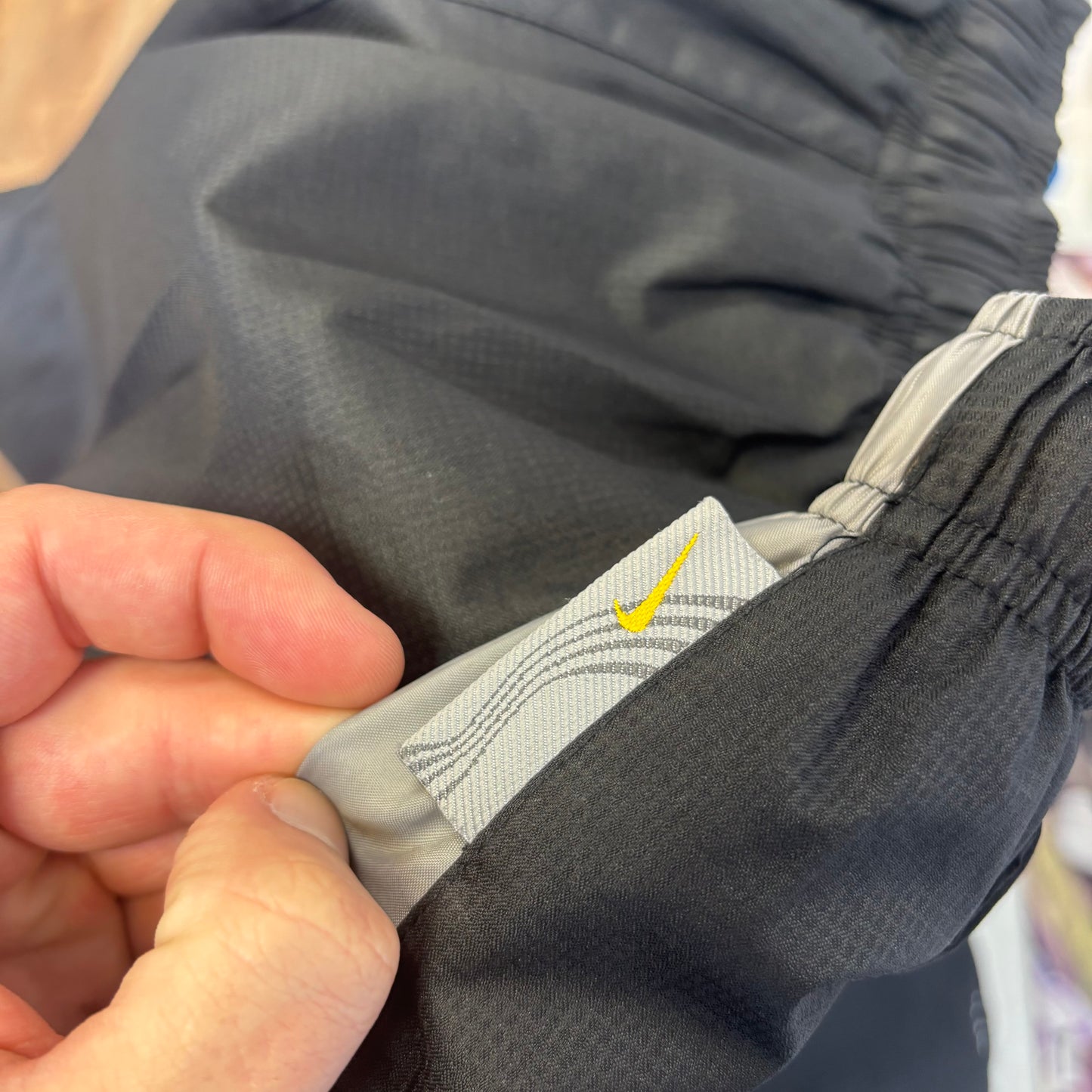Vintage Nike hex Tn track pants black (S)