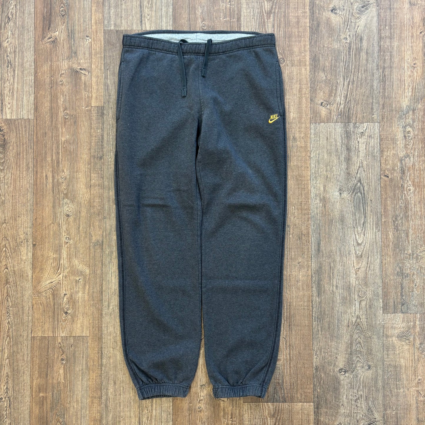 Vintage Nike club grey tag joggers early 00s size (S)