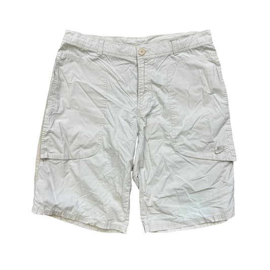 Vintage Nike embroidered cargo shorts beige (M)