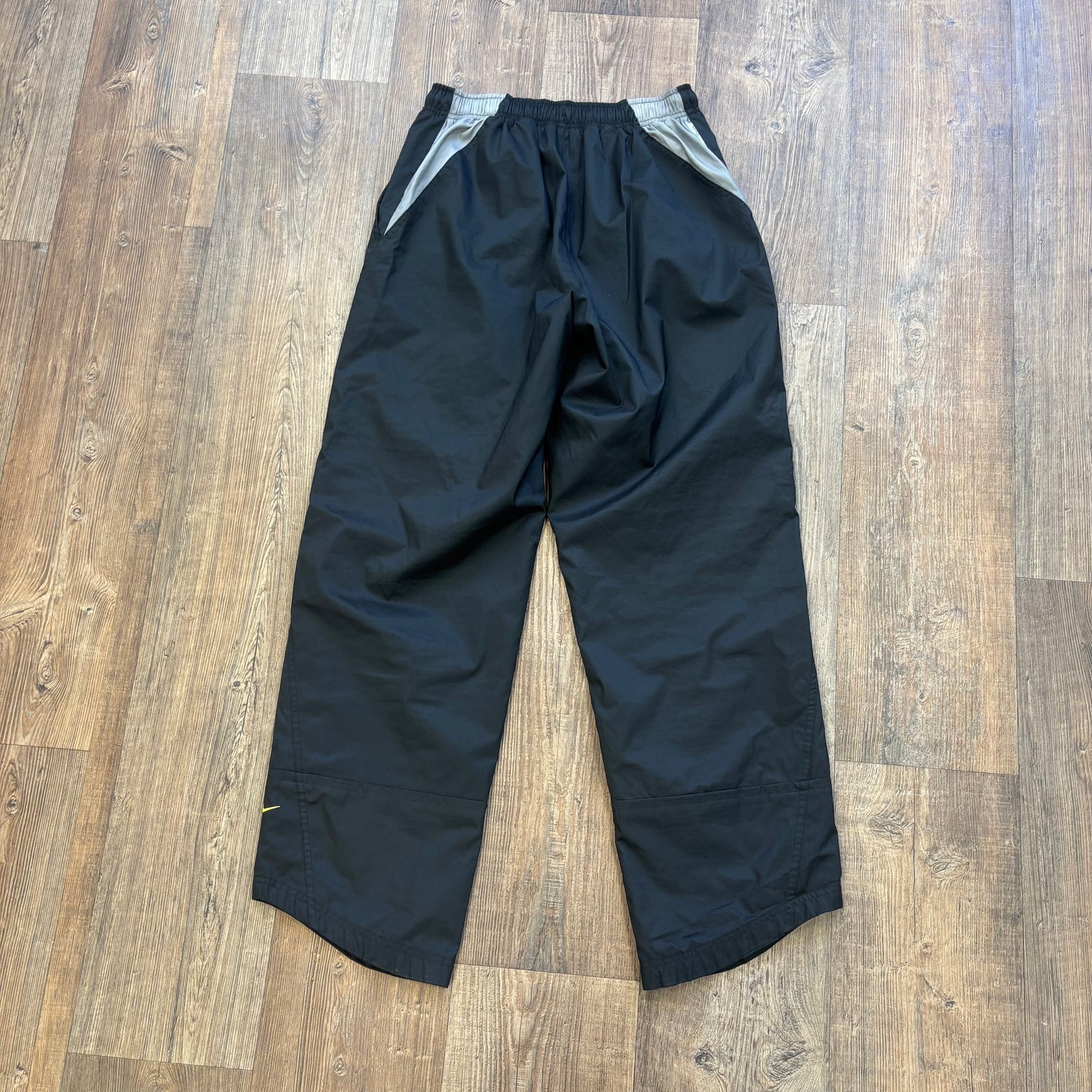 Vintage Nike hex Tn track pants black (S)