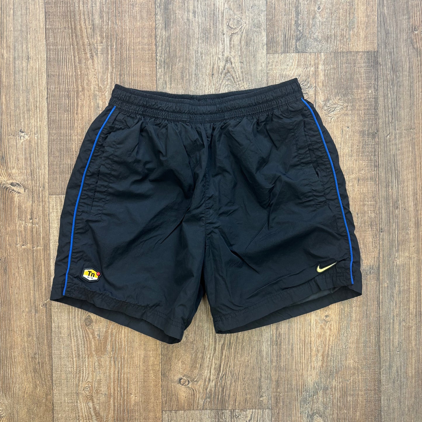 Nike air max plus Tn badge shorts size (M)