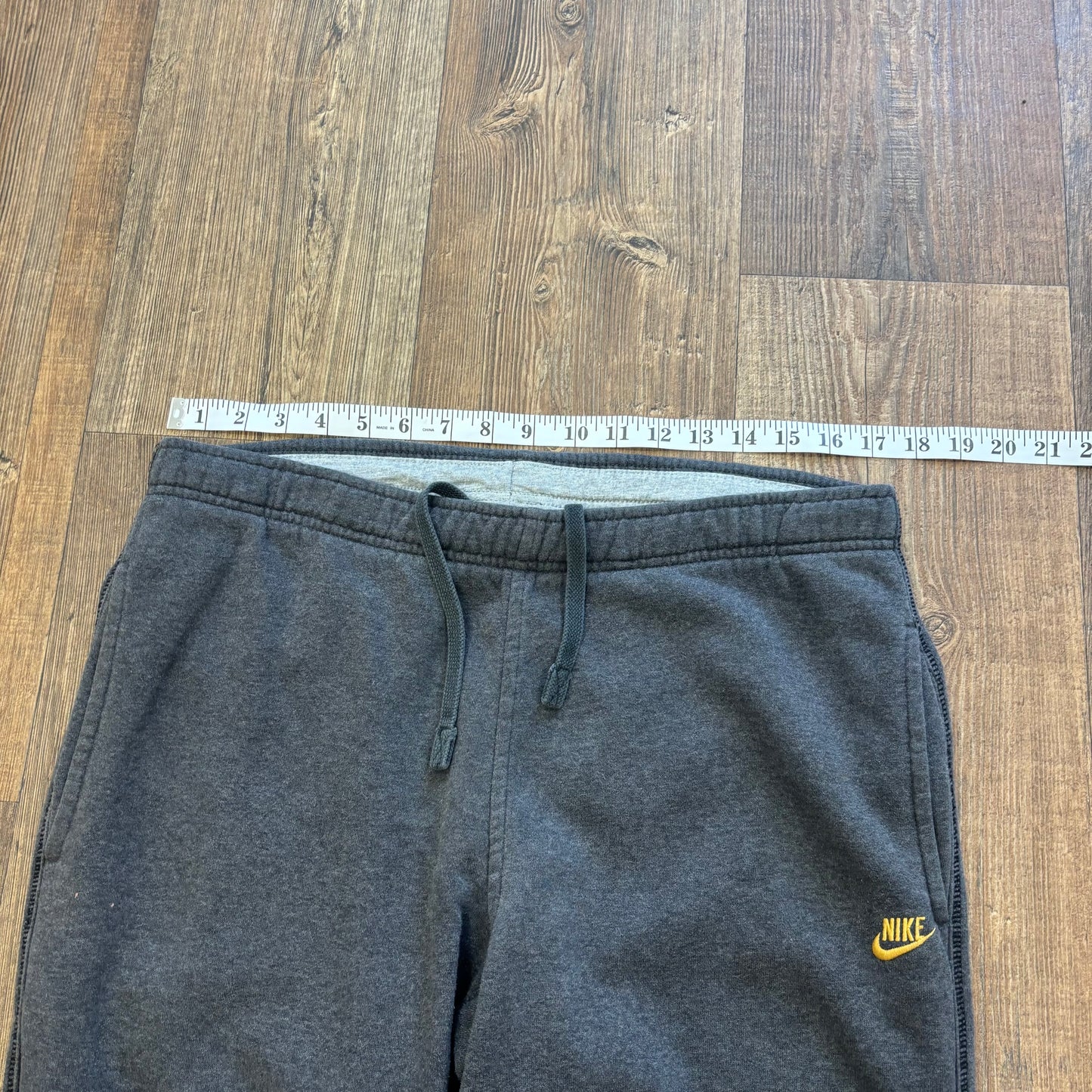 Vintage Nike club grey tag joggers early 00s size (S)
