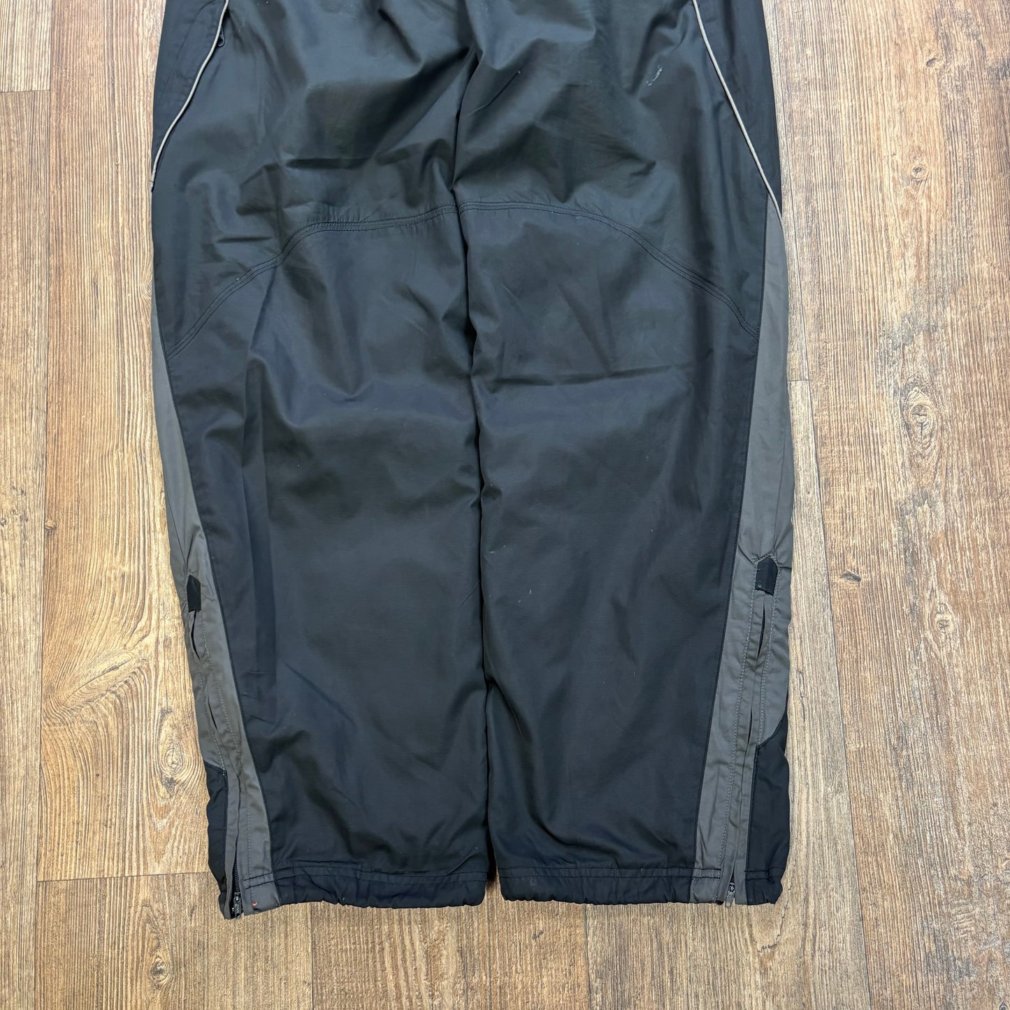 Nike airmax shox tracksuit bottoms black (M)