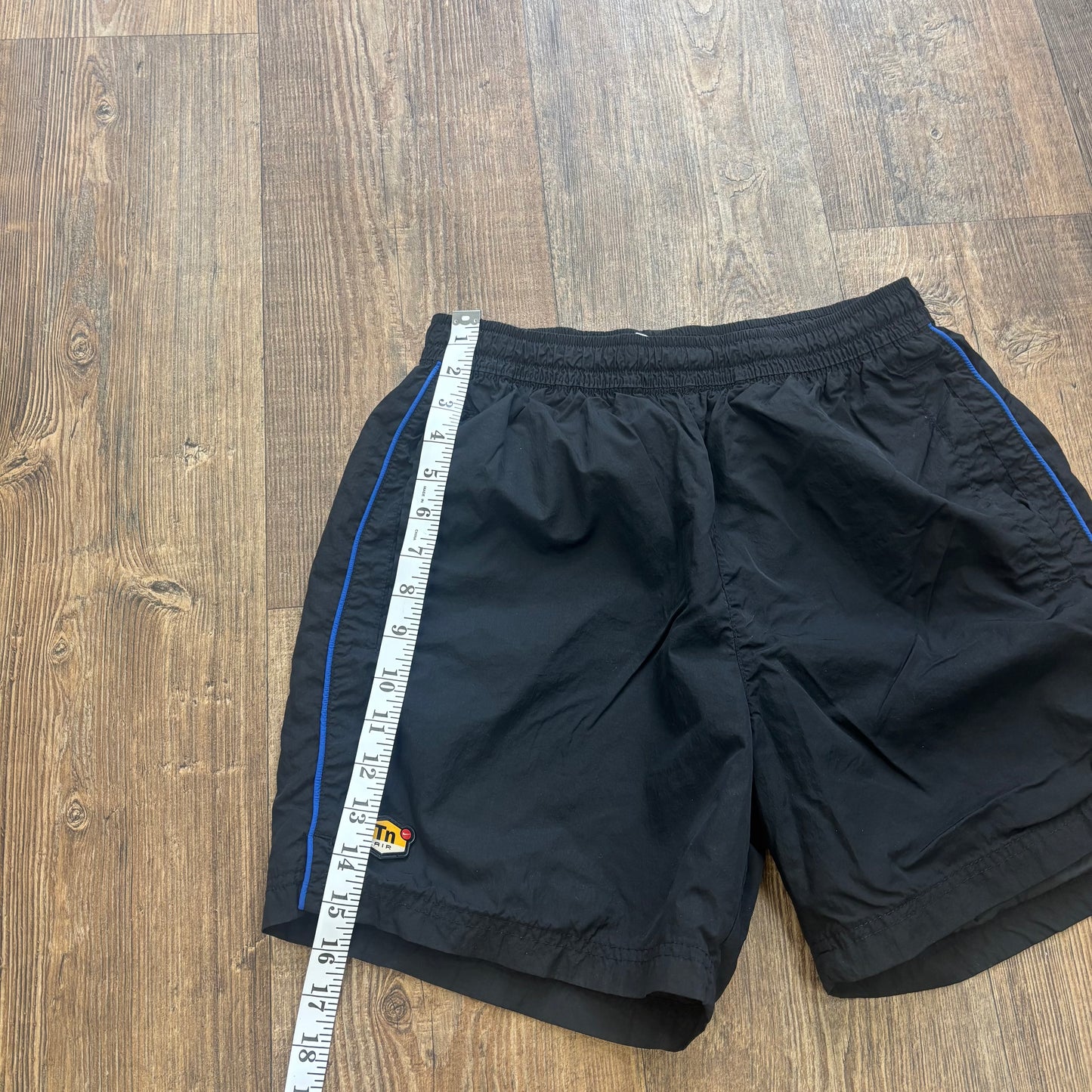 Nike air max plus Tn badge shorts size (M)