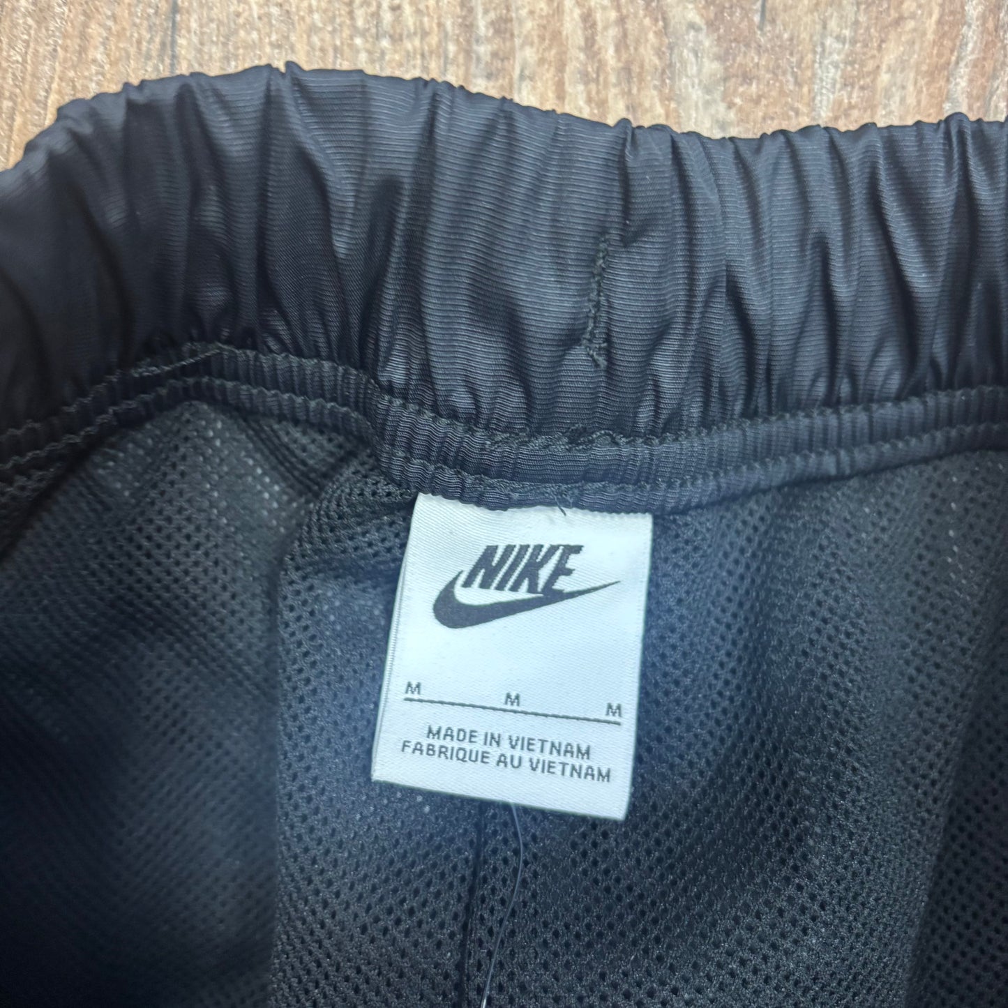Women’s Nike air max shox track pants black