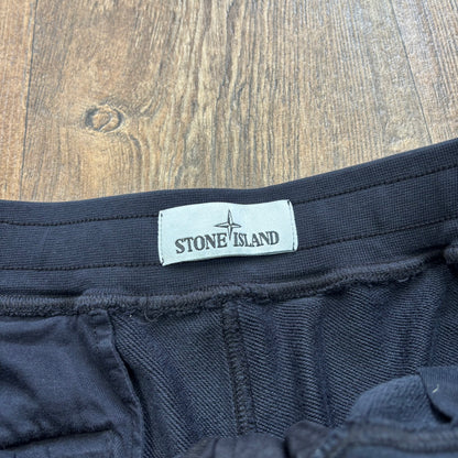 Stone island jogger shorts navy with badge (M)