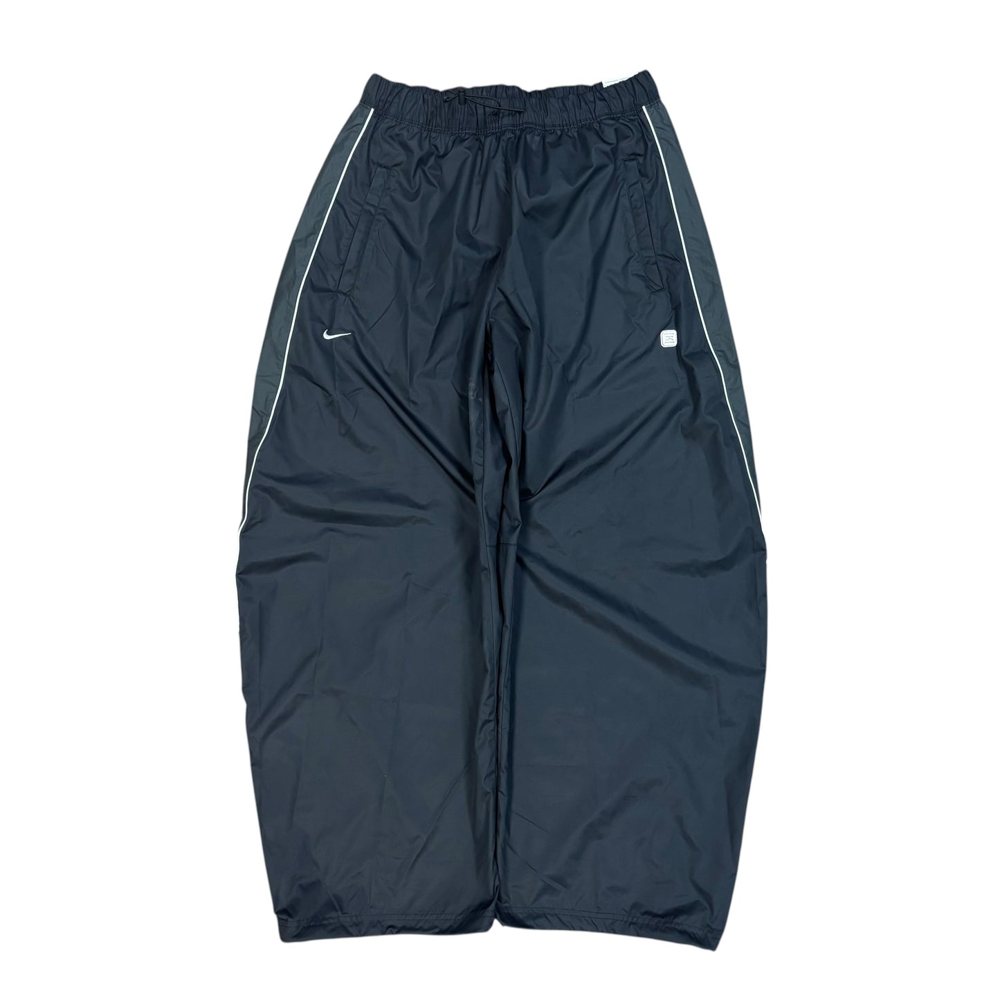 Women’s Nike air max shox track pants black