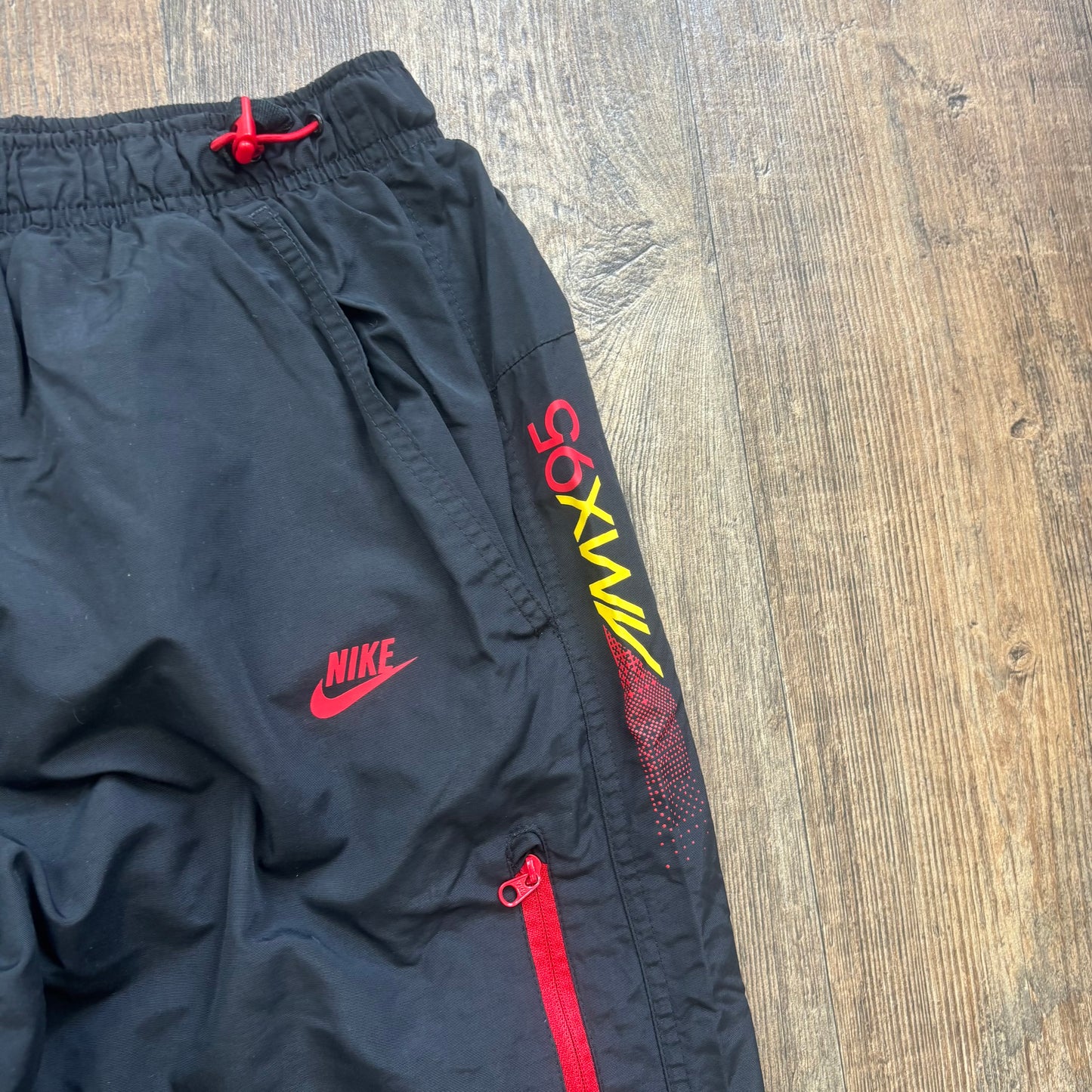 Nike vintage air max 95 track pants