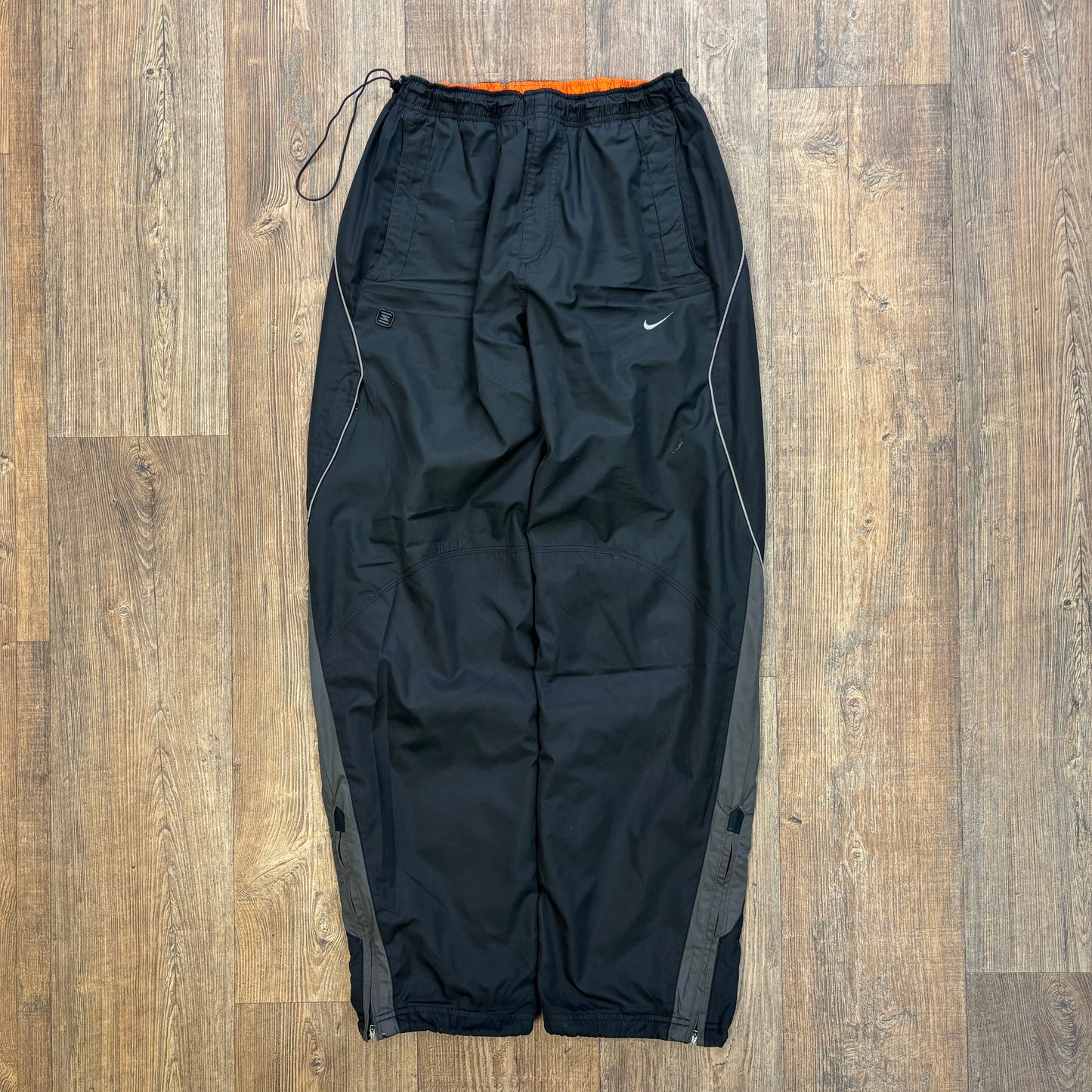 Nike airmax shox tracksuit bottoms black (M)